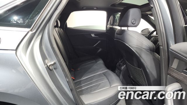 Audi A4 (B9) 40 TFSI Premium