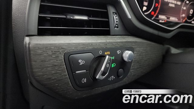 Audi A4 (B9) 40 TFSI Premium