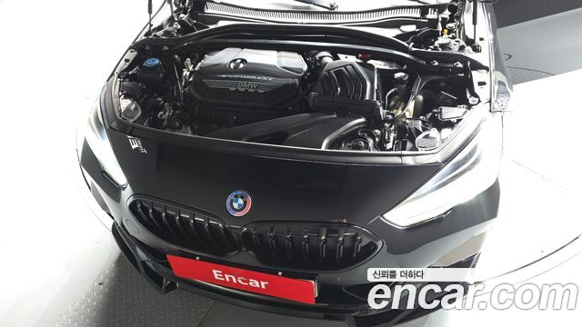 BMW 2-Series M235i xDrive
