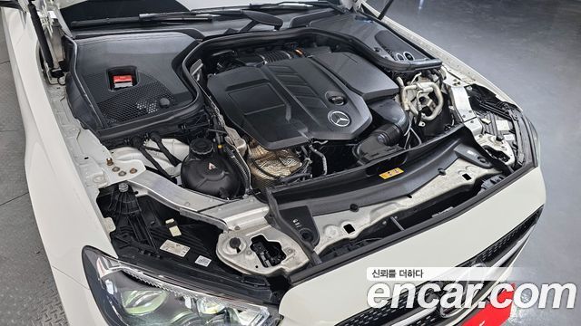 Mercedes-Benz E-Class E220d 4MATIC AMG Line