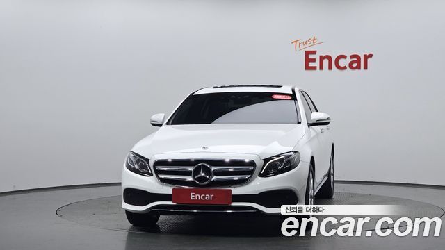 Mercedes-Benz E-Class E220d Avantgarde