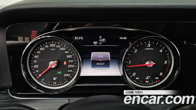 Mercedes-Benz E-Class E220d Avantgarde