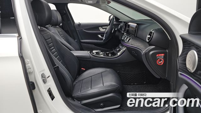 Mercedes-Benz E-Class E220d Avantgarde