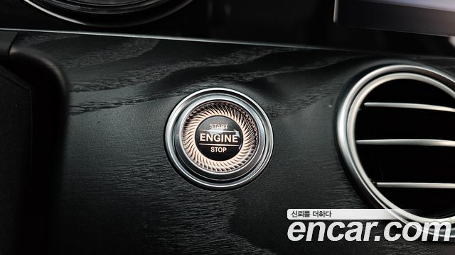 Mercedes-Benz E-Class E220d Avantgarde