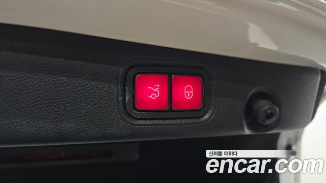 Mercedes-Benz E-Class E220d Avantgarde