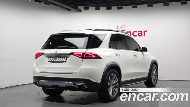 Mercedes-Benz GLE-Class GLE300d 4MATIC