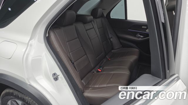 Mercedes-Benz GLE-Class GLE300d 4MATIC