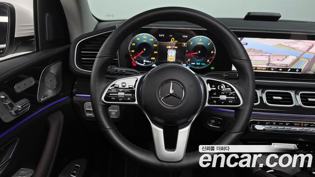 Mercedes-Benz GLE-Class GLE300d 4MATIC