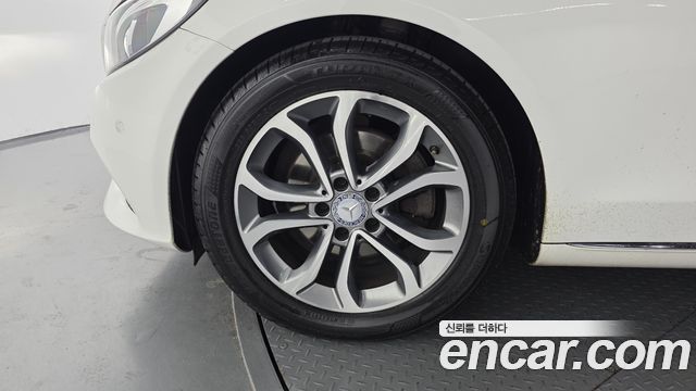 Mercedes-Benz C-Class C220 d Avantgarde