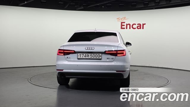 Audi A4 30 TDI