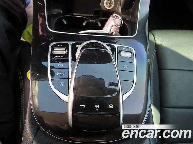 Mercedes-Benz E-Class W213 E220d Avantgarde