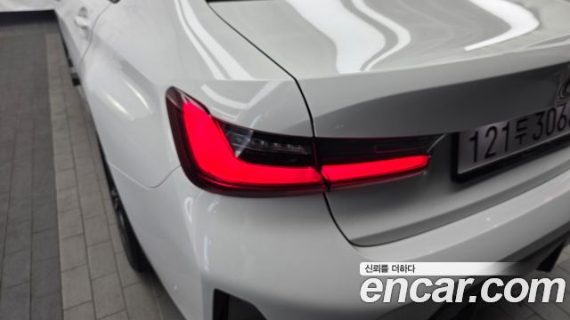BMW 3-Series 320i M Sport