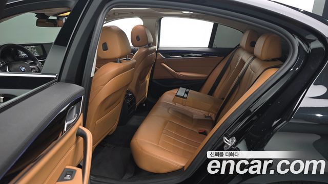 BMW 5-Series 520d Luxury Special Edition