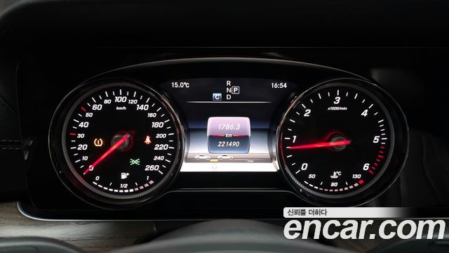 Mercedes-Benz E-Class E220d 4MATIC Exclusive