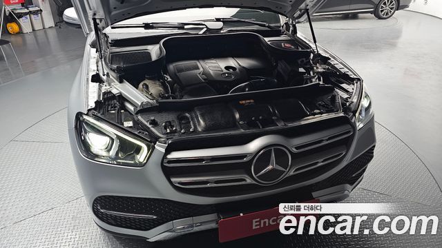 Mercedes-Benz GLE-Class GLE300d 4MATIC
