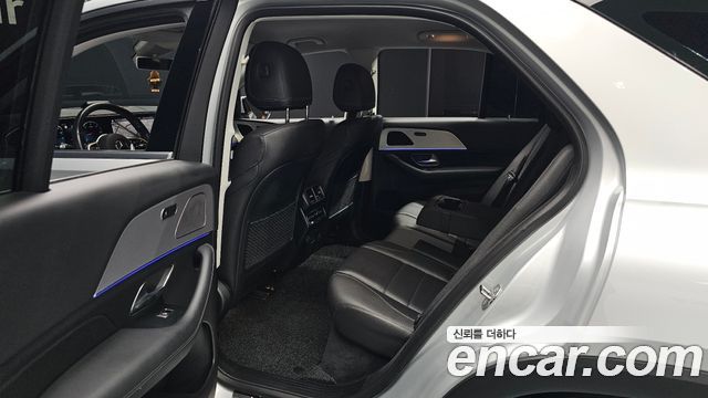 Mercedes-Benz GLE-Class GLE300d 4MATIC