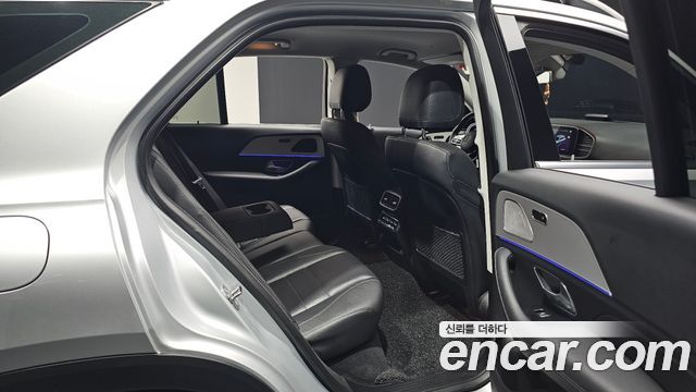 Mercedes-Benz GLE-Class GLE300d 4MATIC