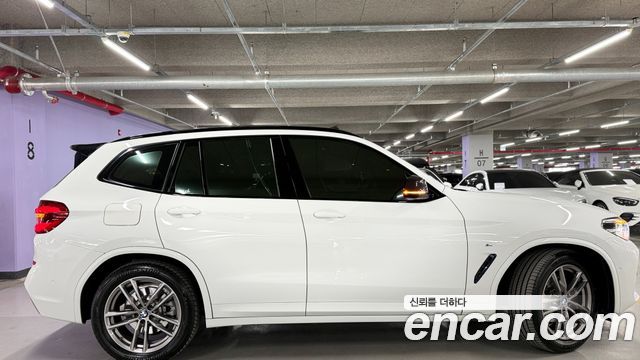 BMW X3 xDrive 20i M sports Online Exclusive Edition
