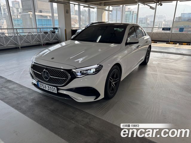 Mercedes-Benz E-Class E300 4MATIC AMG Line