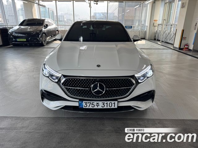 Mercedes-Benz E-Class E300 4MATIC AMG Line