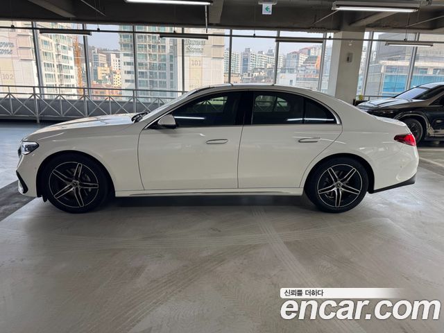 Mercedes-Benz E-Class E300 4MATIC AMG Line