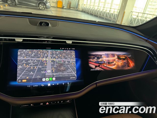 Mercedes-Benz E-Class E300 4MATIC AMG Line