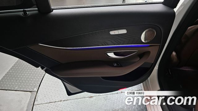 Mercedes-Benz E-Class E250 Avantgarde
