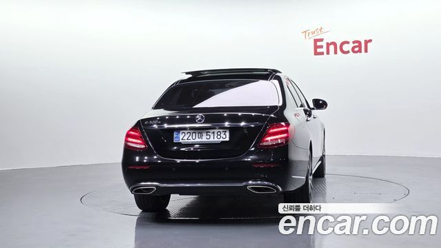 Mercedes-Benz E-Class E300e Exclusive