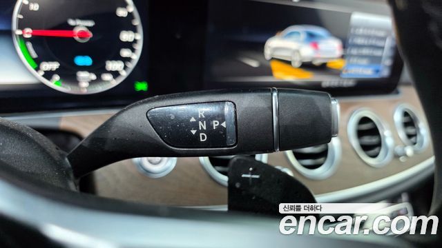 Mercedes-Benz E-Class E300e Exclusive