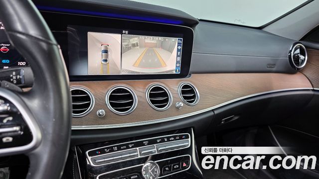 Mercedes-Benz E-Class E300e Exclusive
