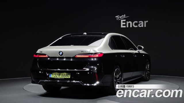 BMW 7-Series 740d xDrive M Sport