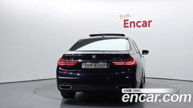 BMW 7-Series 730Ld xDrive M Sport