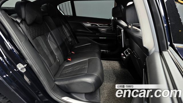 BMW 7-Series 730Ld xDrive M Sport
