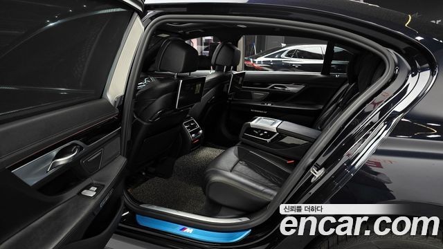BMW 7-Series 730Ld xDrive M Sport
