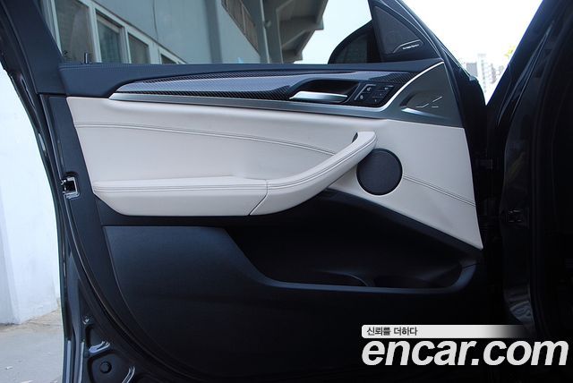 BMW X4M 3.0 Competition Carbon Package