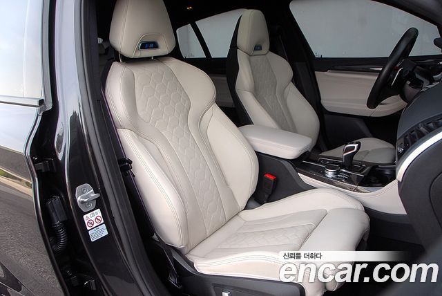 BMW X4M 3.0 Competition Carbon Package