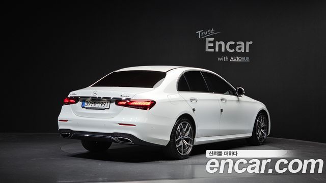 Mercedes-Benz E-Class E220d 4MATIC AMG Line