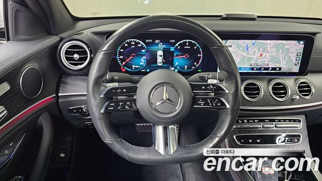 Mercedes-Benz E-Class E220d 4MATIC AMG Line