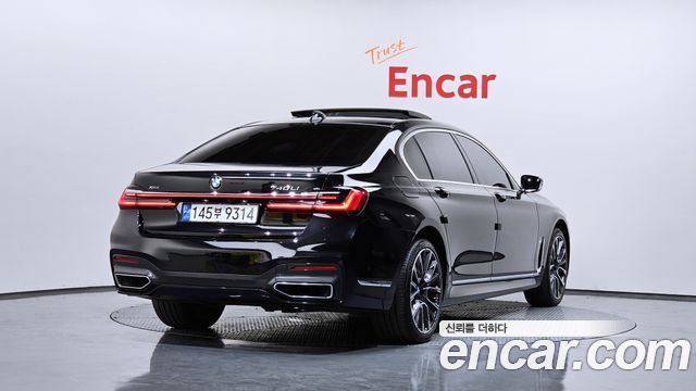 BMW 7-Series 740Li xDrive M Sport Package