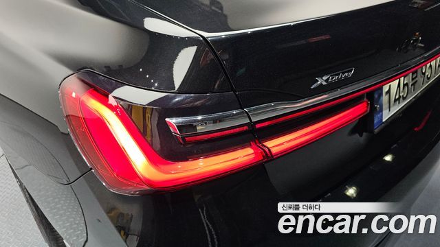 BMW 7-Series 740Li xDrive M Sport Package