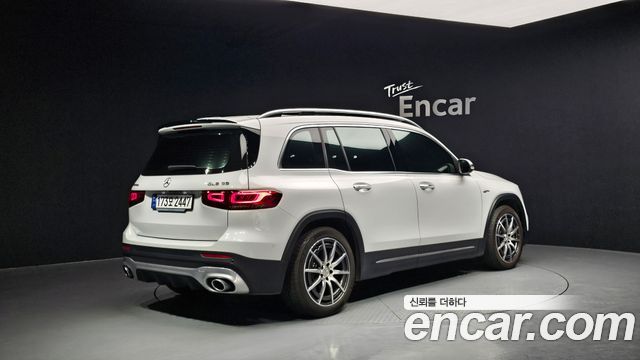 Mercedes-Benz GLB-Class AMG GLB35 4MATIC