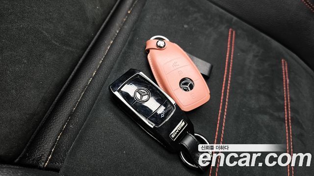 Mercedes-Benz GLB-Class AMG GLB35 4MATIC