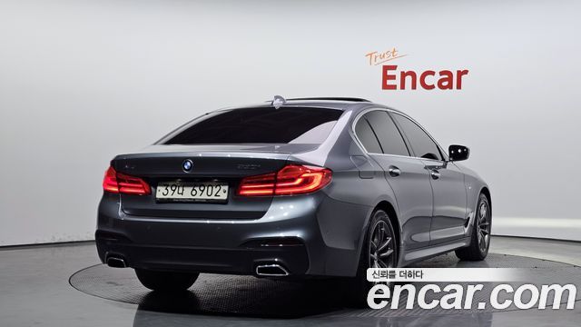 BMW 5-Series 530i xDrive M Sport Package Plus