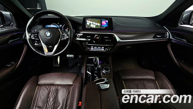 BMW 5-Series 530i xDrive M Sport Package Plus