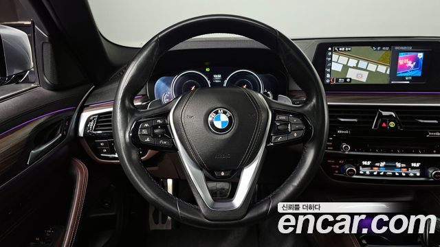 BMW 5-Series 530i xDrive M Sport Package Plus