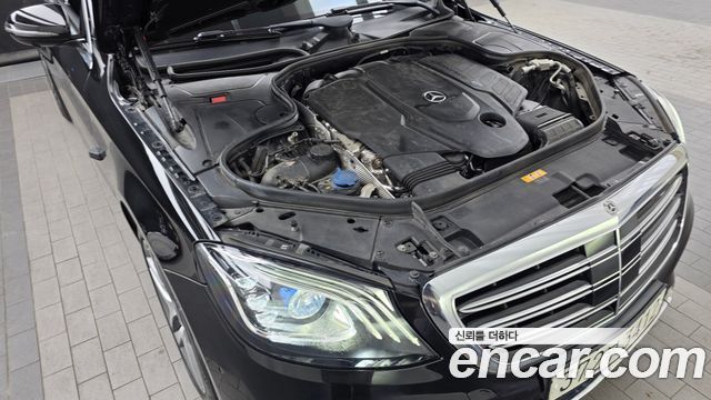 Mercedes-Benz S-Class S350 d 4MATIC AMG Line