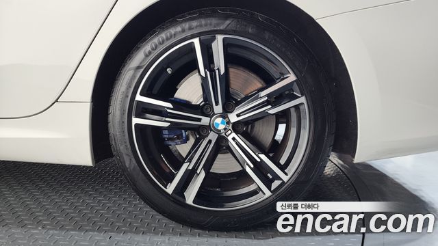 BMW 3-Series 320i M Sport
