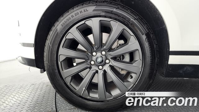 Land Rover Range Rover Velar 3.0 P400 R-Dynamic SE