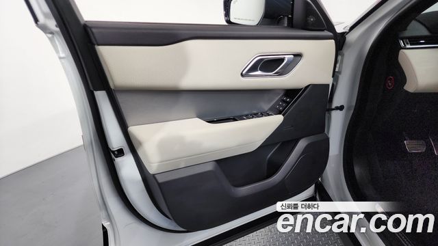 Land Rover Range Rover Velar 3.0 P400 R-Dynamic SE