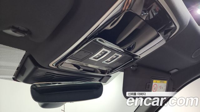 Land Rover Range Rover Velar 3.0 P400 R-Dynamic SE